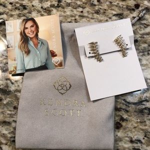 Lou Lou Ear Climbers in Gold